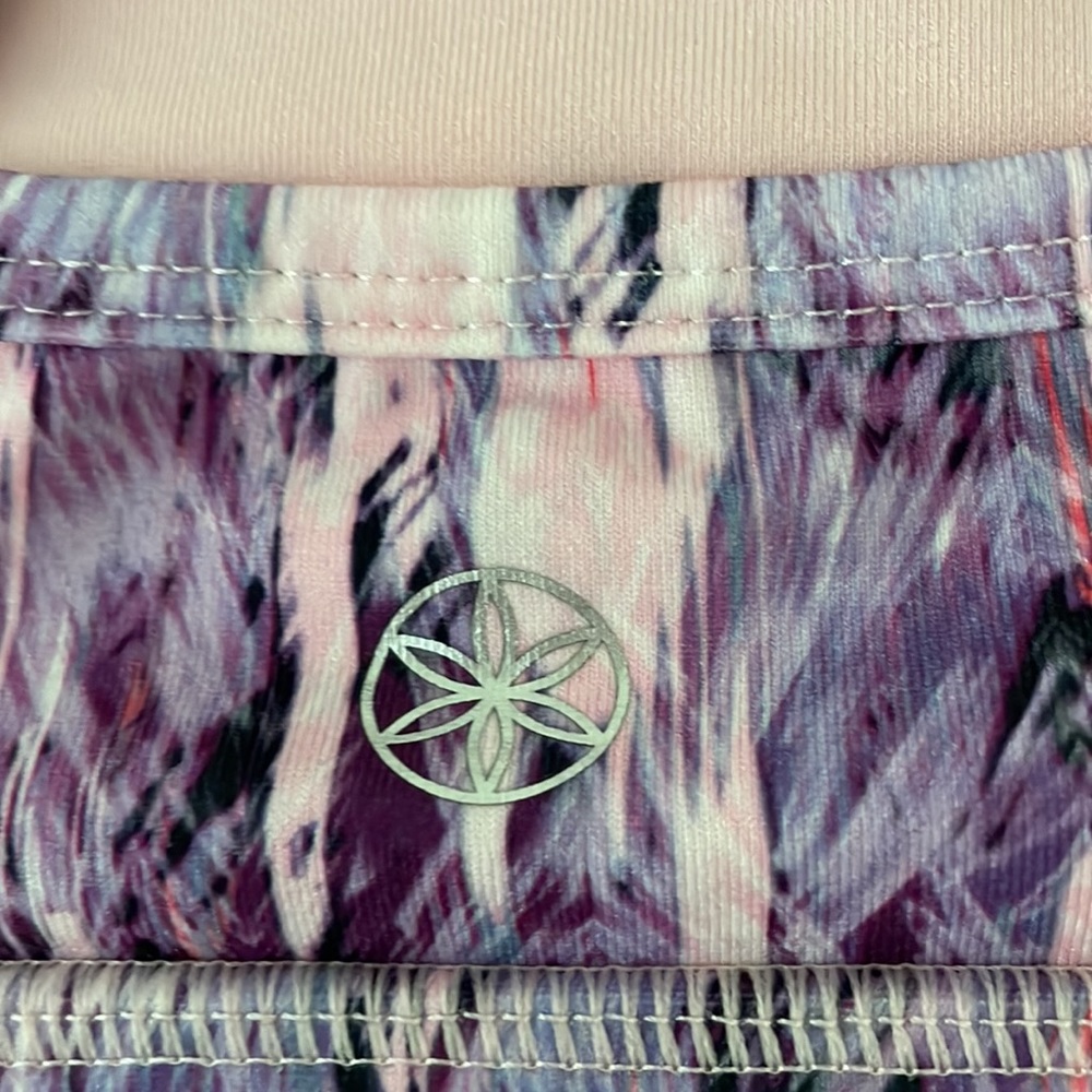 GAIAM - Picture 3 of 6